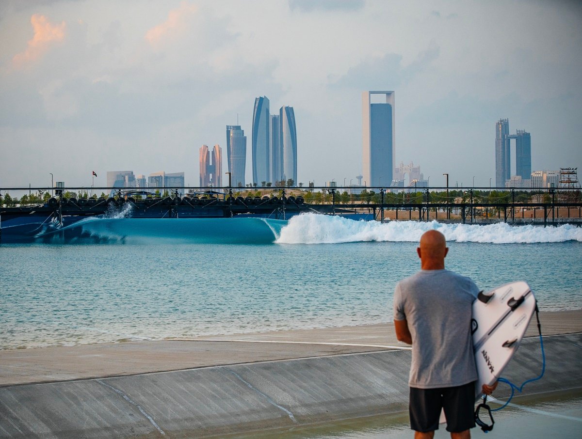 Surf Abu Dhabi é confirmado no World Surf League Championship Tour 2025