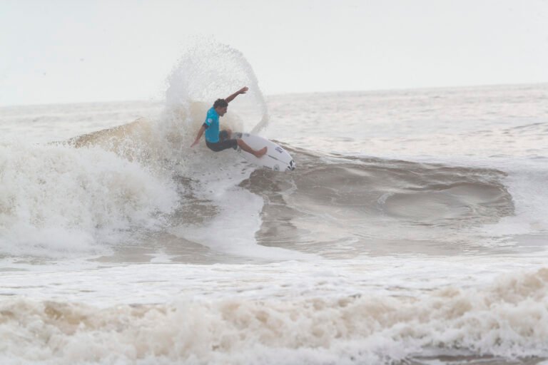 Peruanos olímpicos avanzan con éxito en primer día del Señoritas Open Pro
