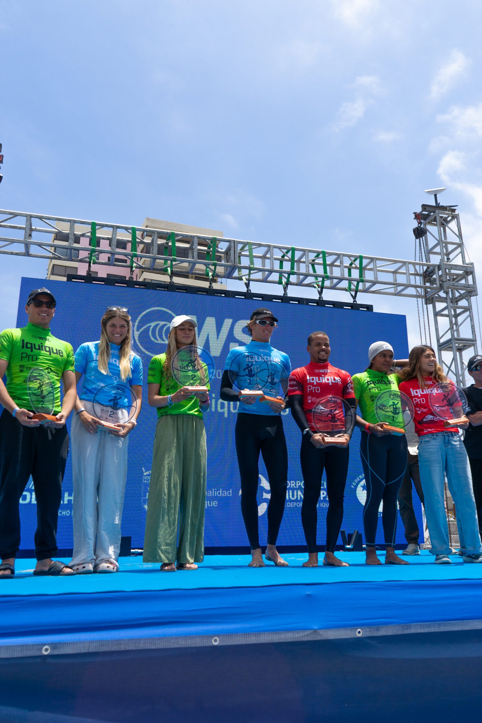 Douglas Silva y Arena Rodríguez son los monarcas del Iquique Pro 2025