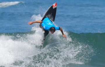 Matheus Navarro brilha em dia de estreias no Circuito Banco do Brasil de Surfe - Etapa Imbituba