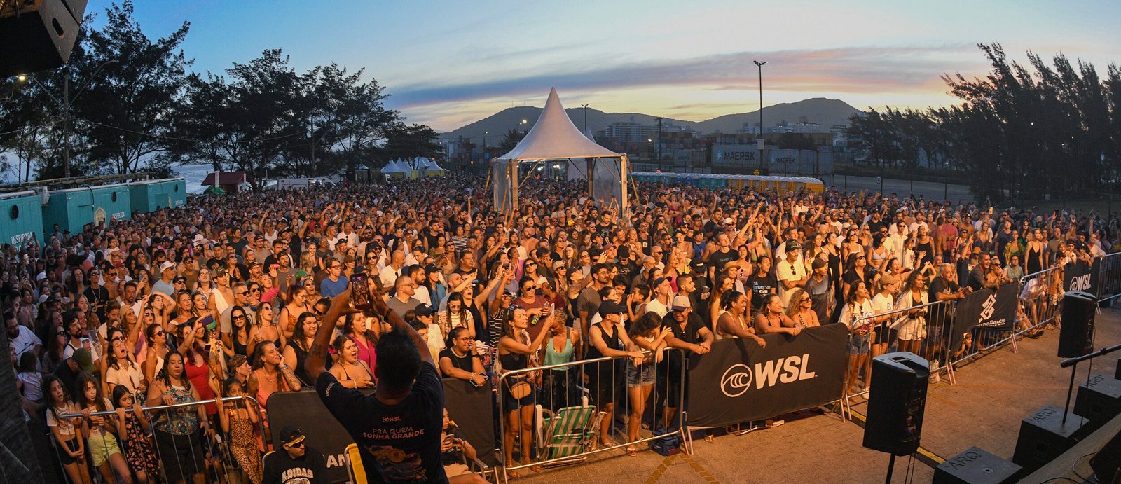 Palco Tamo Junto BB transforma etapa do Circuito Banco do Brasil de Surfe em experiência musical gratuita à beira-mar