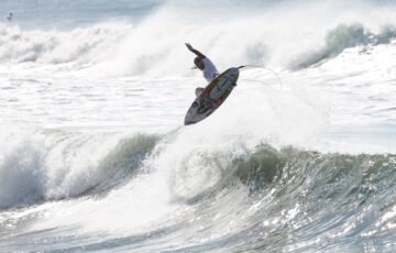 Primeiro dia do Circuito Banco do Brasil de Surfe - Etapa Ubatuba concluído com sucesso em Itamambuca