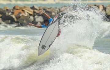 Primeiro dia do Circuito Banco do Brasil de Surfe - Etapa Natal concluído na Praia de Miami