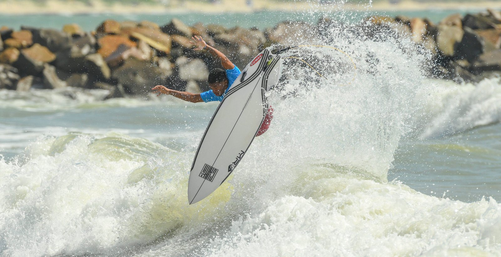 Primeiro dia do Circuito Banco do Brasil de Surfe - Etapa Natal concluído na Praia de Miami